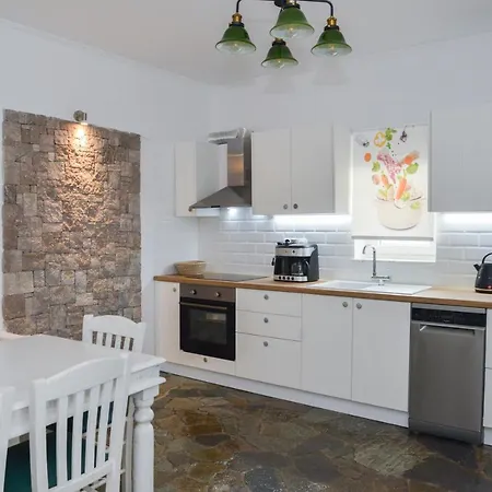 Traditional Relax Villa *