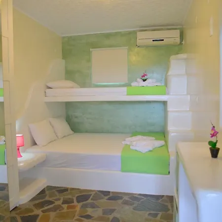 Traditional Relax Villa